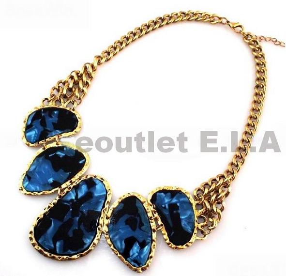 VINTAGE STYLE MYSTERIOUS BLUE NECKLACE
